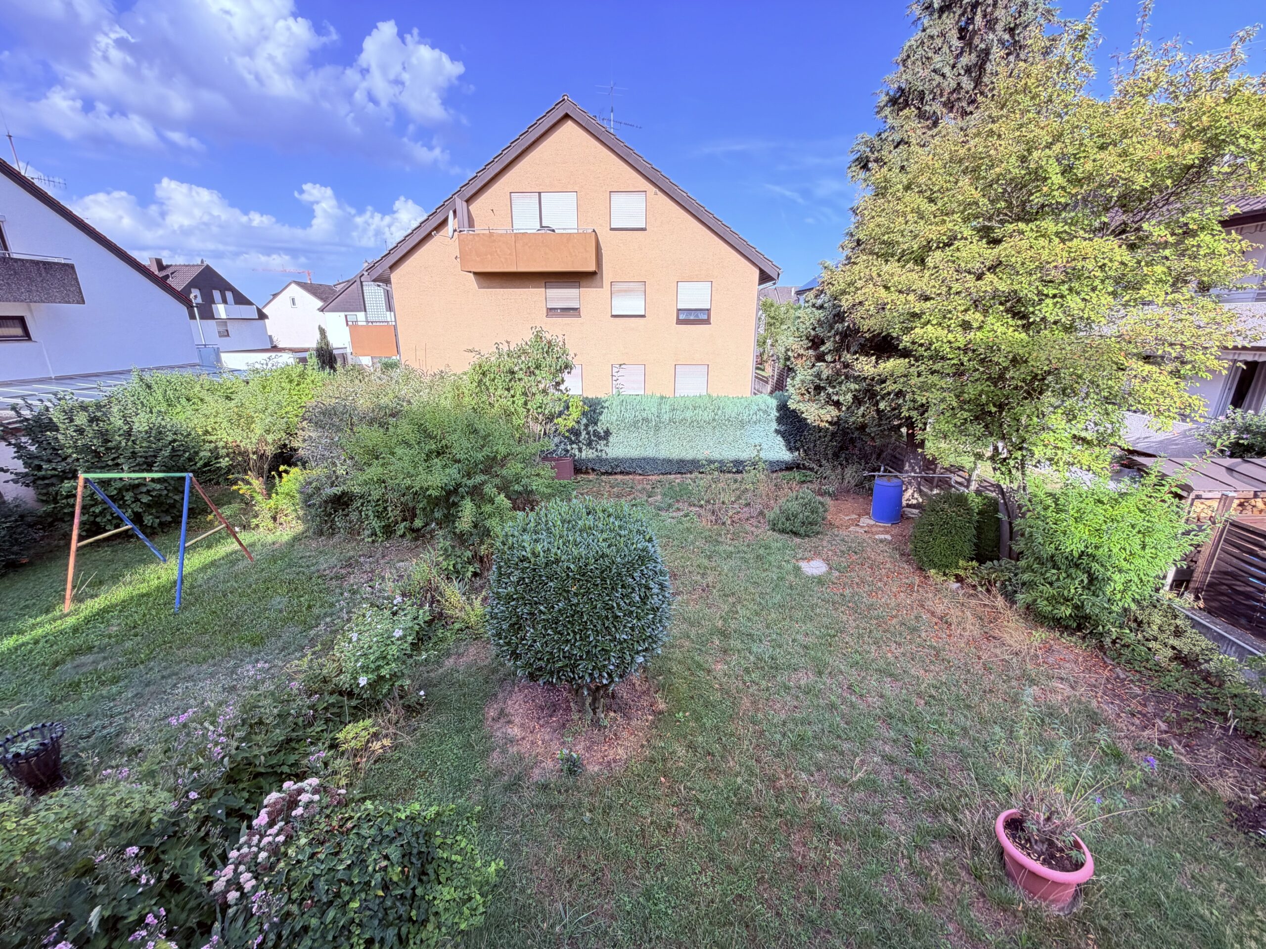 Blick in Garten von OG