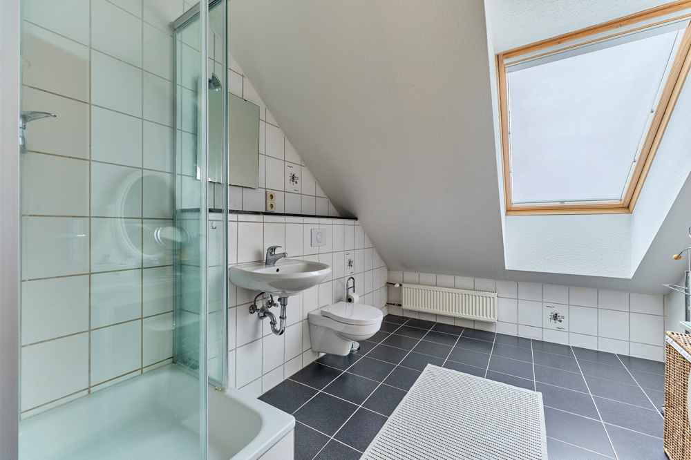 Badezimmer DG