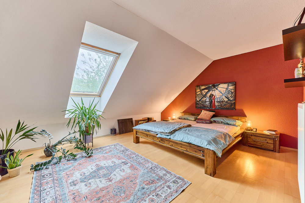 Schlafzimmer DG