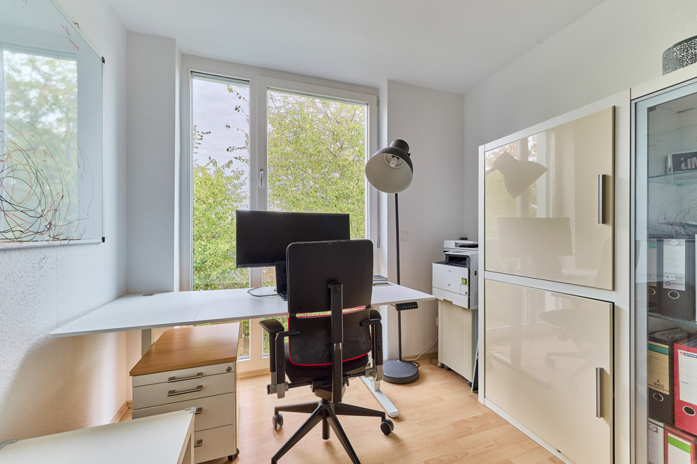 Büro- Kinderzimmer (2)